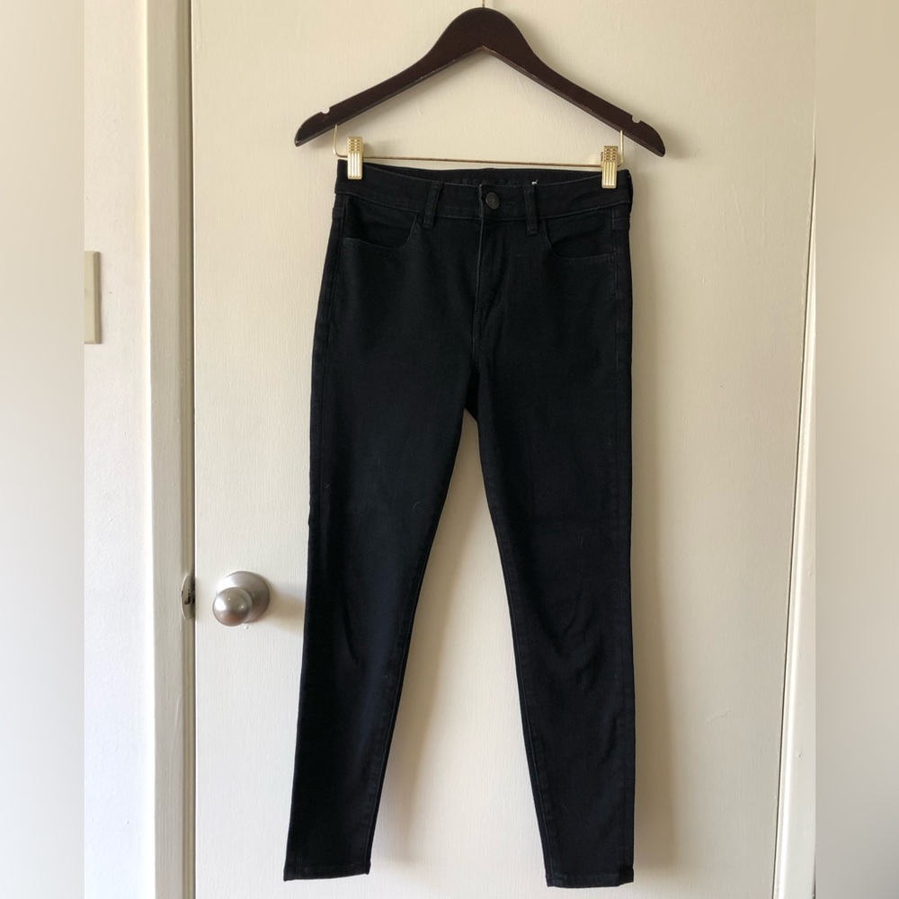 AMERICAN EAGLE BLACK JEANS